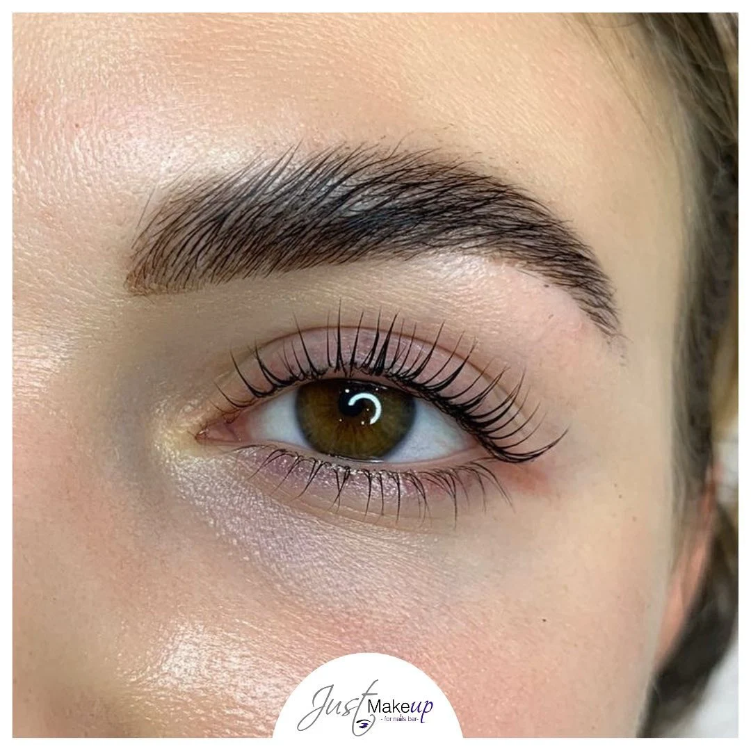 Just makeup For Nails Bar