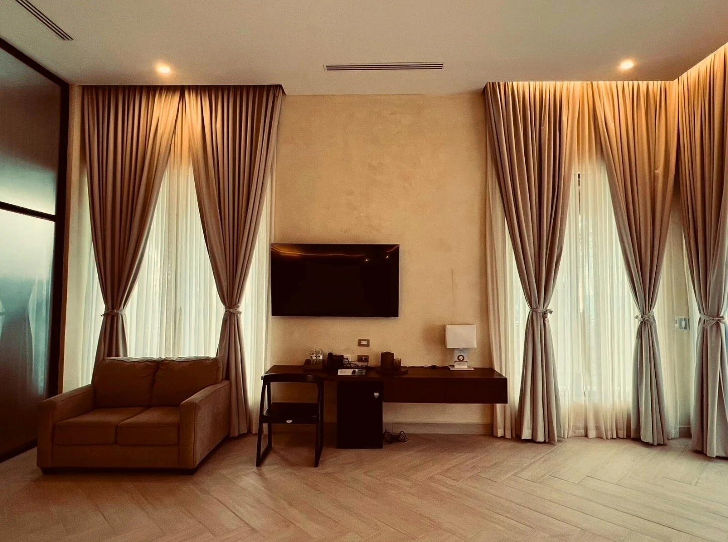 Paraiso Hotels And Resorts